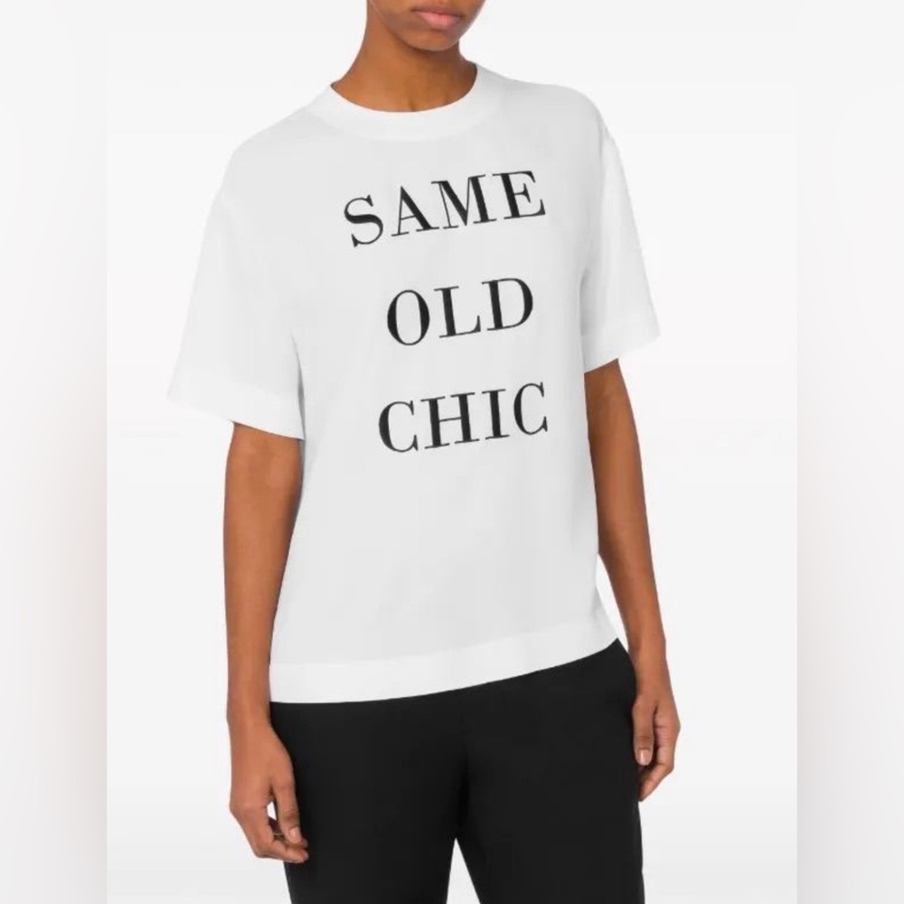 NWT 795.00 Moschino
slogan-print zip-up Shirt Large